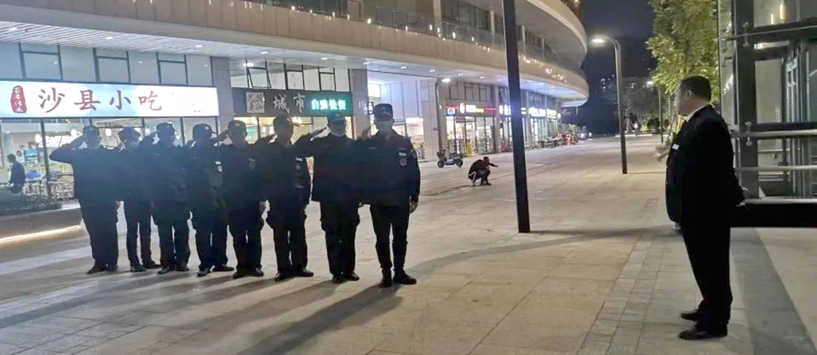 夜间巡查训练.jpg